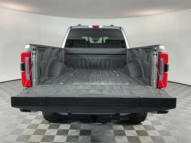 Certified 2024 Ford F350 Platinum w/ Tremor Off-Road Package AWD/4WD image 7