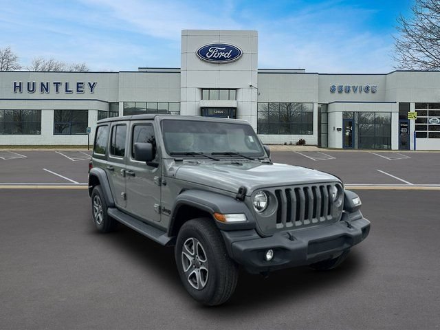 Used 2023 Jeep Wrangler Unlimited Sport AWD/4WD image 3
