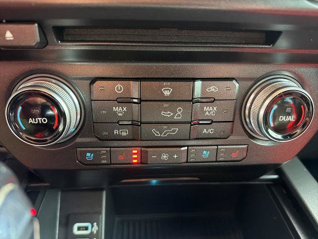 Certified 2018 Ford F150 Lariat w/ Equipment Group 502A Luxury AWD/4WD image 32