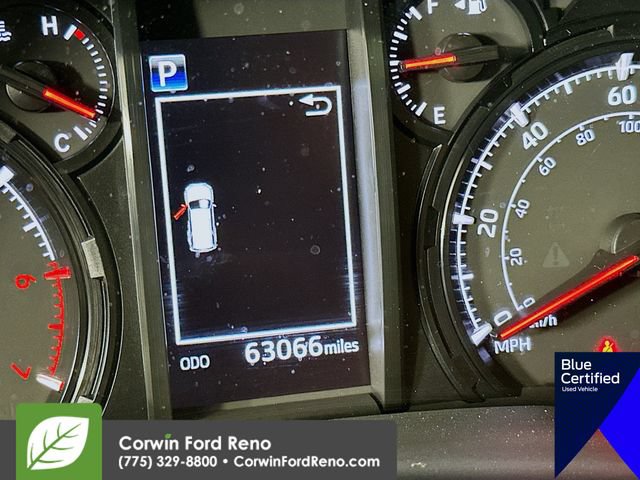 Used 2022 Toyota 4Runner SR5 Premium w/ Moonroof Package AWD/4WD image 16