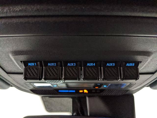Certified 2024 Ford Bronco Black Diamond AWD/4WD image 8
