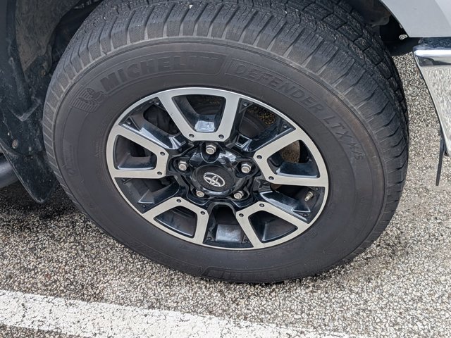 Used 2020 Toyota Tundra SR5 w/ TRD Off-Road Package AWD/4WD image 7