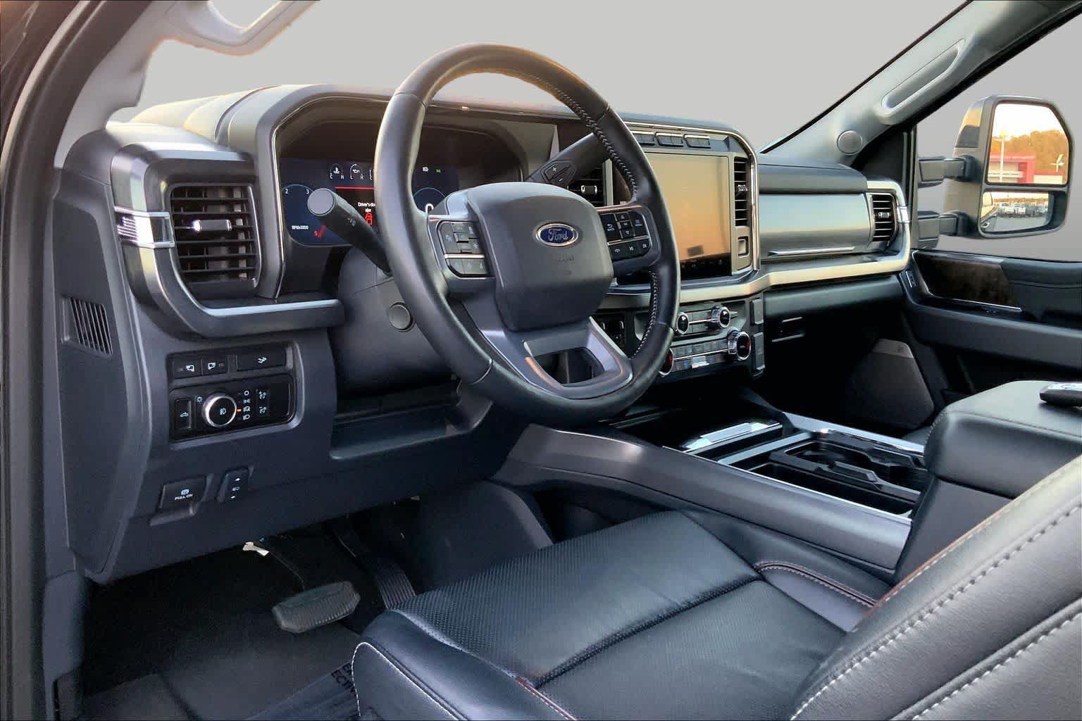 Certified 2024 Ford F250 Lariat w/ Lariat Ultimate Package AWD/4WD image 17