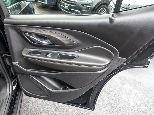 Used 2021 GMC Terrain SLT w/ Infotainment Package II image 31