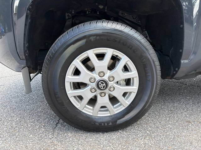 Used 2025 Toyota Tacoma SR5 AWD/4WD image 13