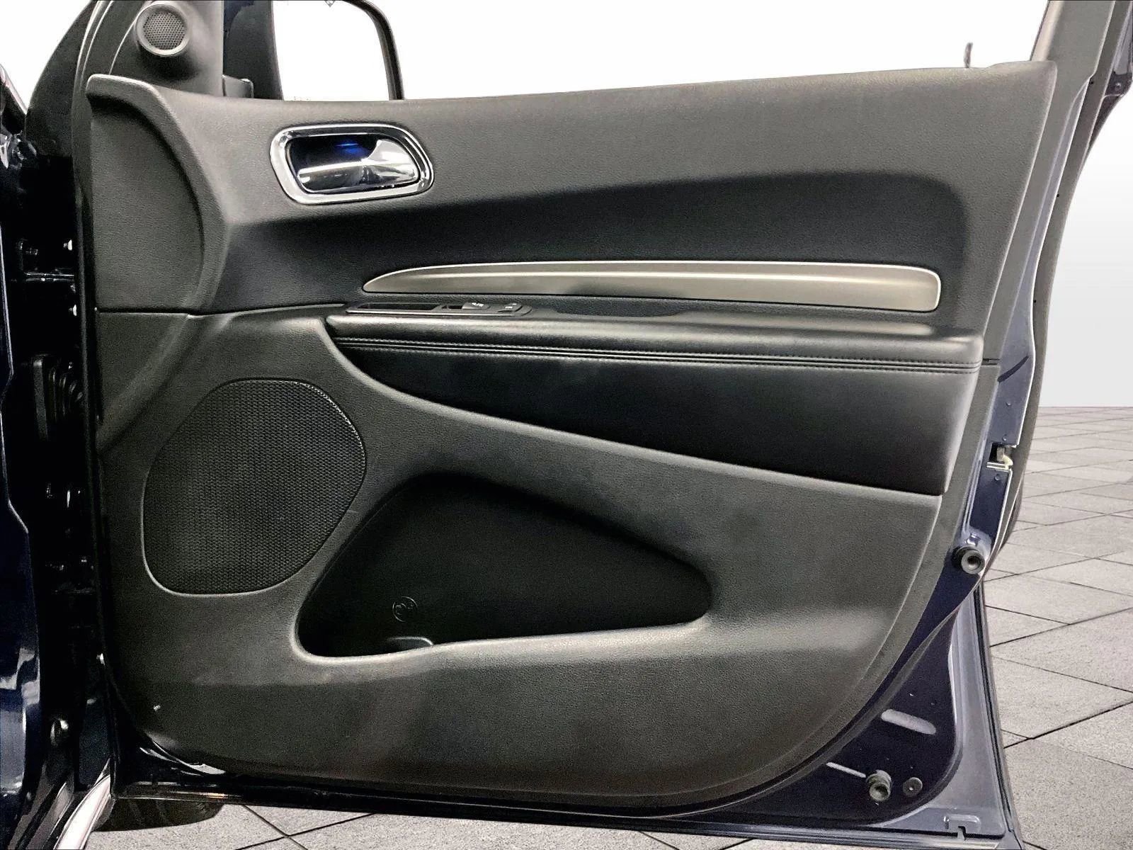 Used 2018 Dodge Durango SXT w/ Quick Order Package 2BB AWD/4WD image 23