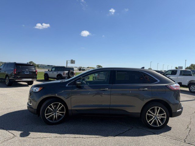 Certified 2020 Ford Edge Titanium w/ Class II Trailer Tow Package AWD/4WD image 6