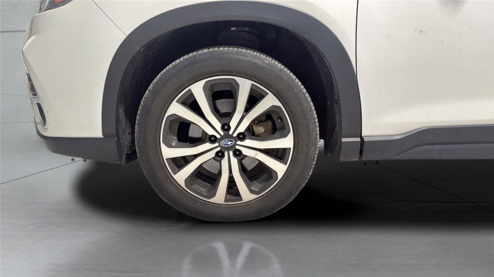 Used 2020 Subaru Forester Limited w/ Popular Package #3 image 9