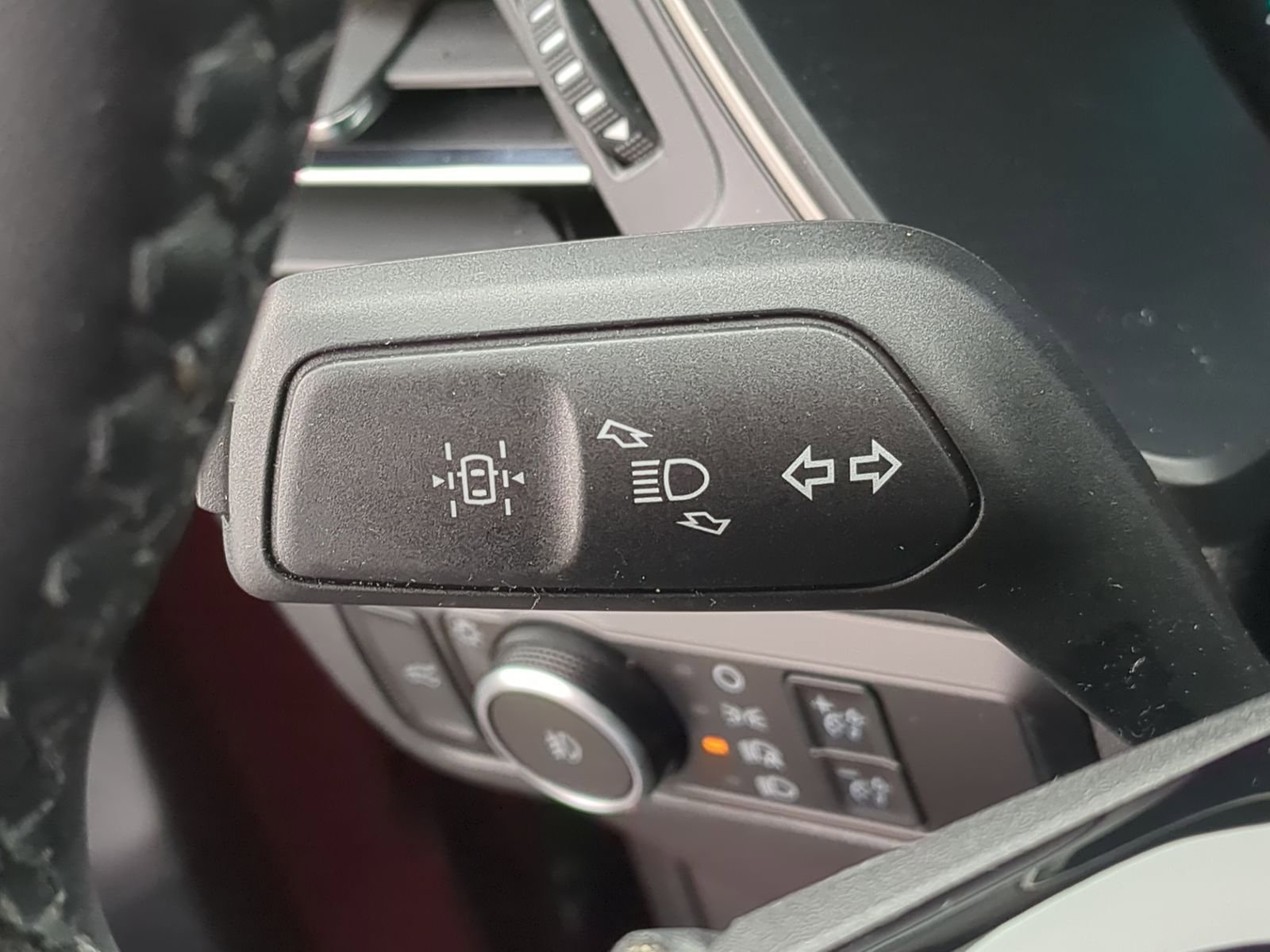 Certified 2022 Ford Escape SEL image 31