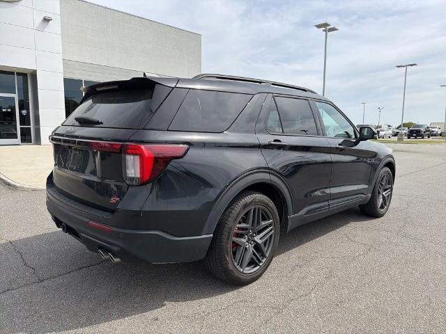 Certified 2025 Ford Explorer ST AWD/4WD image 7