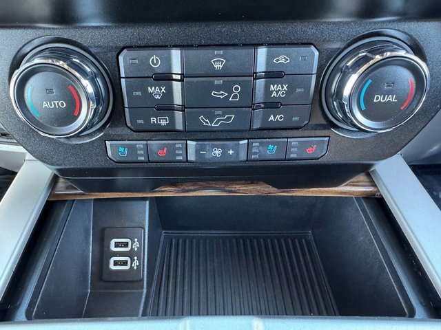 Certified 2019 Ford F150 Lariat image 29