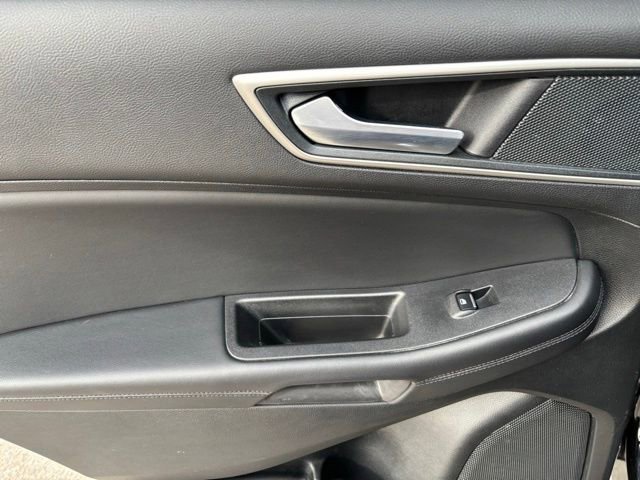Certified 2024 Ford Edge SEL w/ Convenience Package image 17