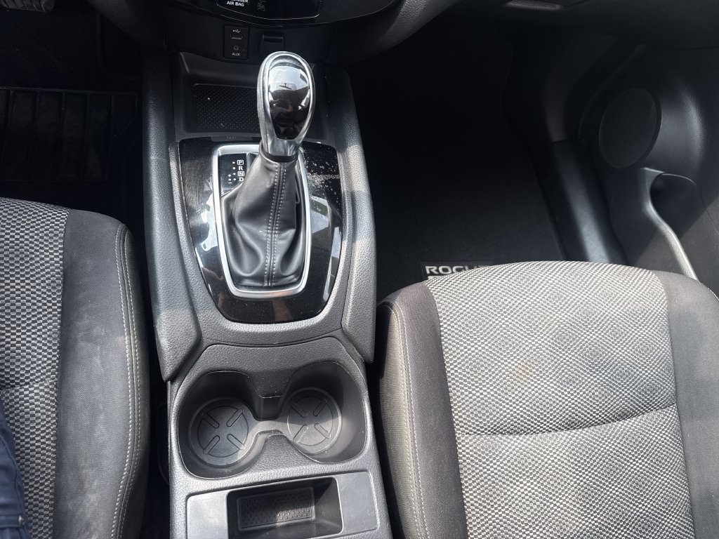 Used 2017 Nissan Rogue Sport SV FWD image 22