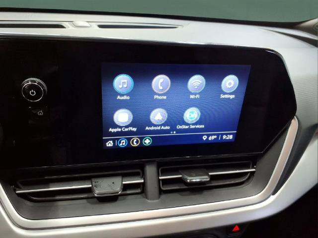 Used 2024 Chevrolet Trax RS FWD image 21