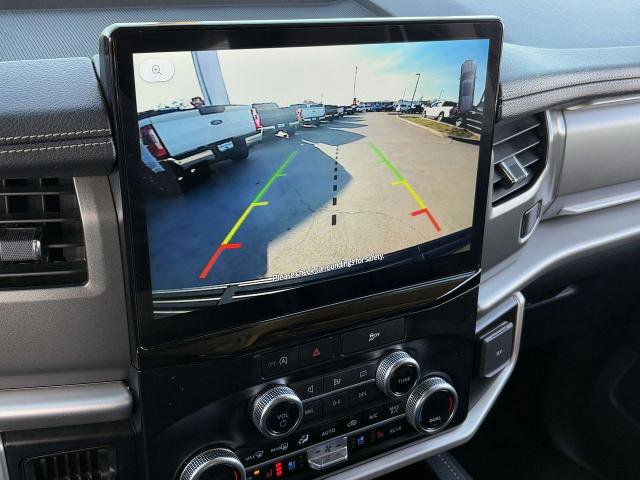 Certified 2024 Ford Expedition XLT image 19