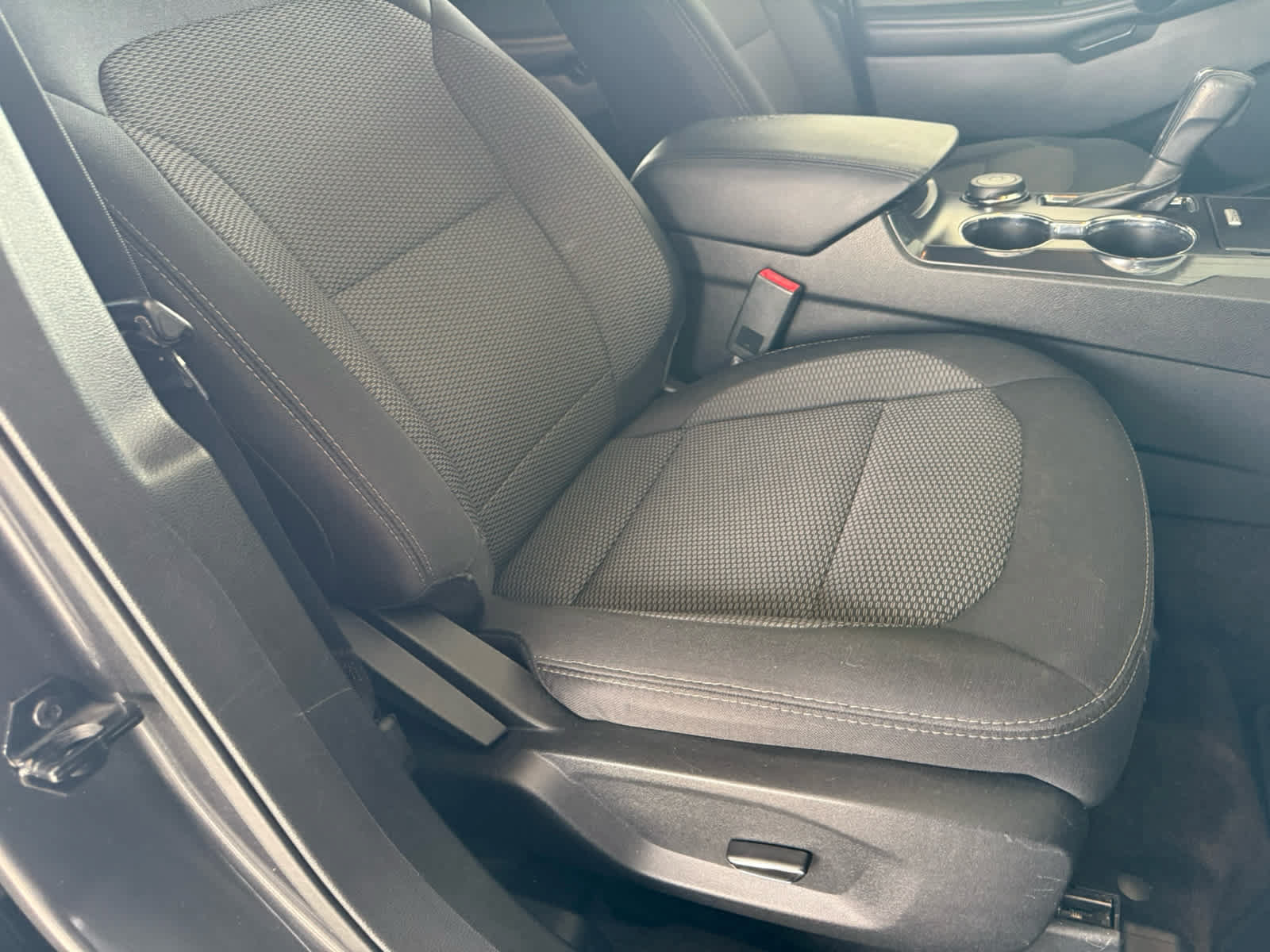 Certified 2017 Ford Explorer XLT AWD/4WD image 10
