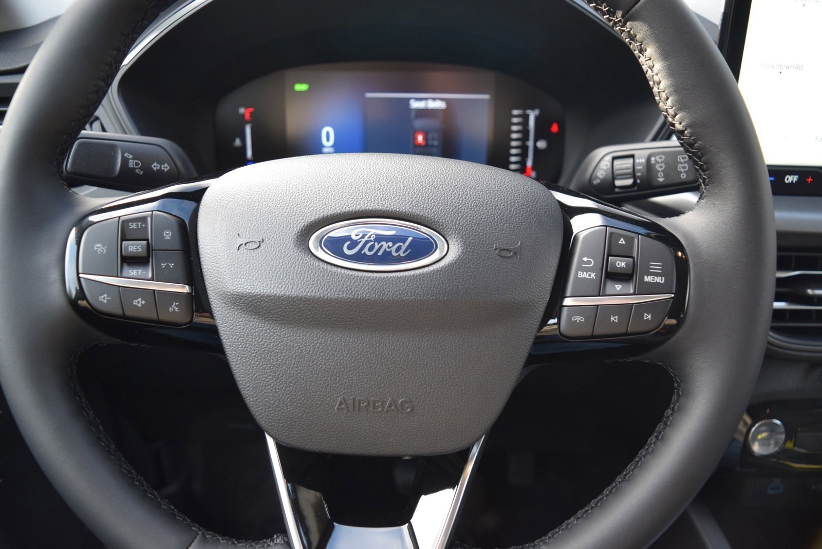 Certified 2023 Ford Escape SE FWD image 7
