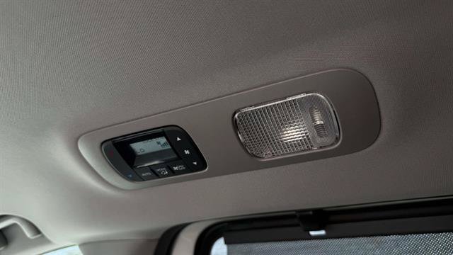 Used 2023 Honda Odyssey EX-L image 32