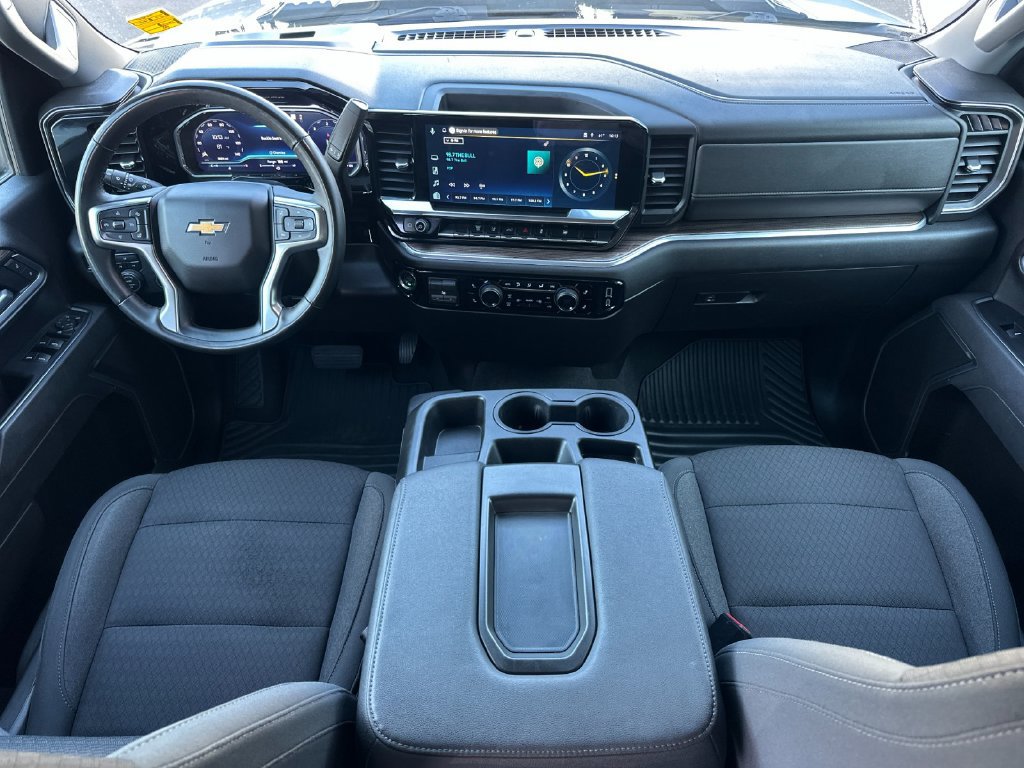 Used 2025 Chevrolet Silverado 2500 LT w/ Convenience Package AWD/4WD image 12