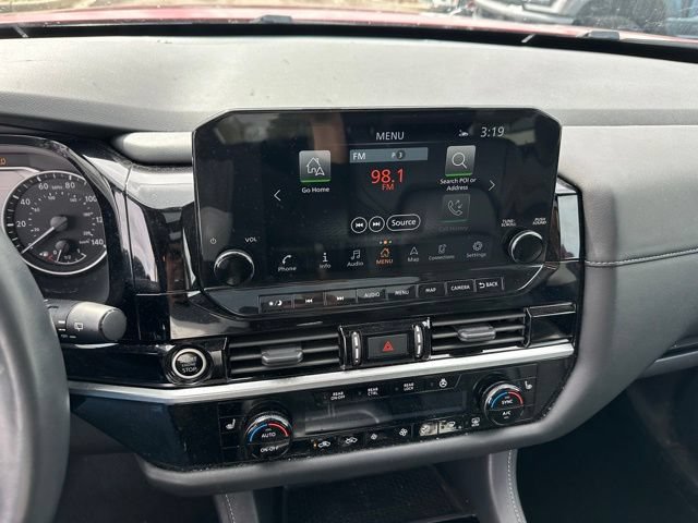 Used 2023 Nissan Pathfinder SL w/ SL Premium Package AWD/4WD image 24