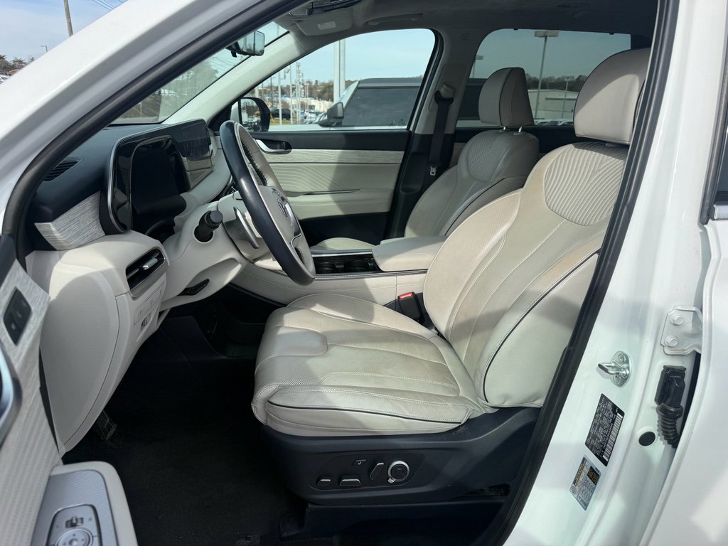Used 2024 Hyundai Palisade Calligraphy image 21