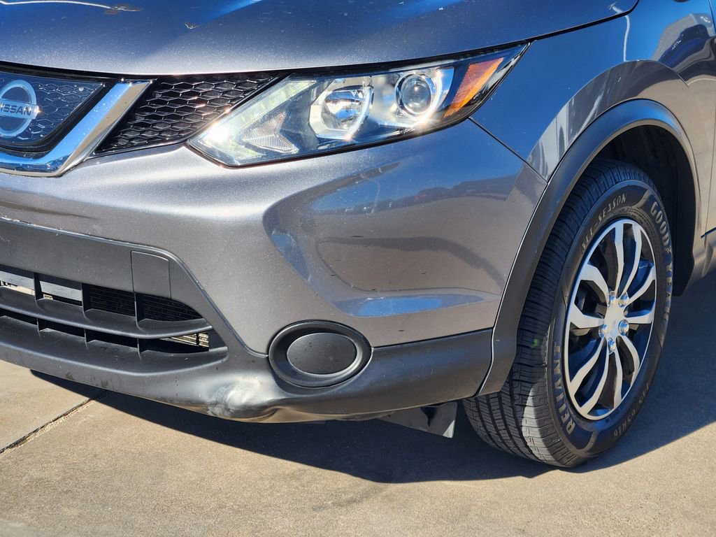 Used 2019 Nissan Rogue Sport S image 8
