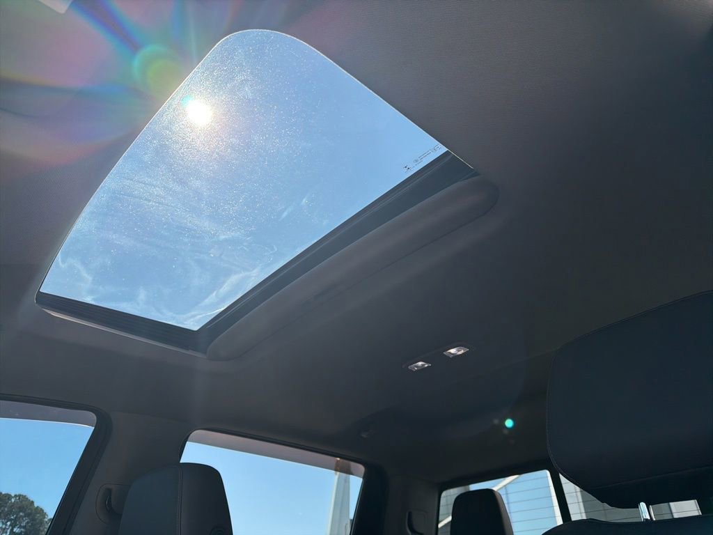 Used 2022 Chevrolet Silverado 1500 LTZ w/ LTZ Premium Package image 33