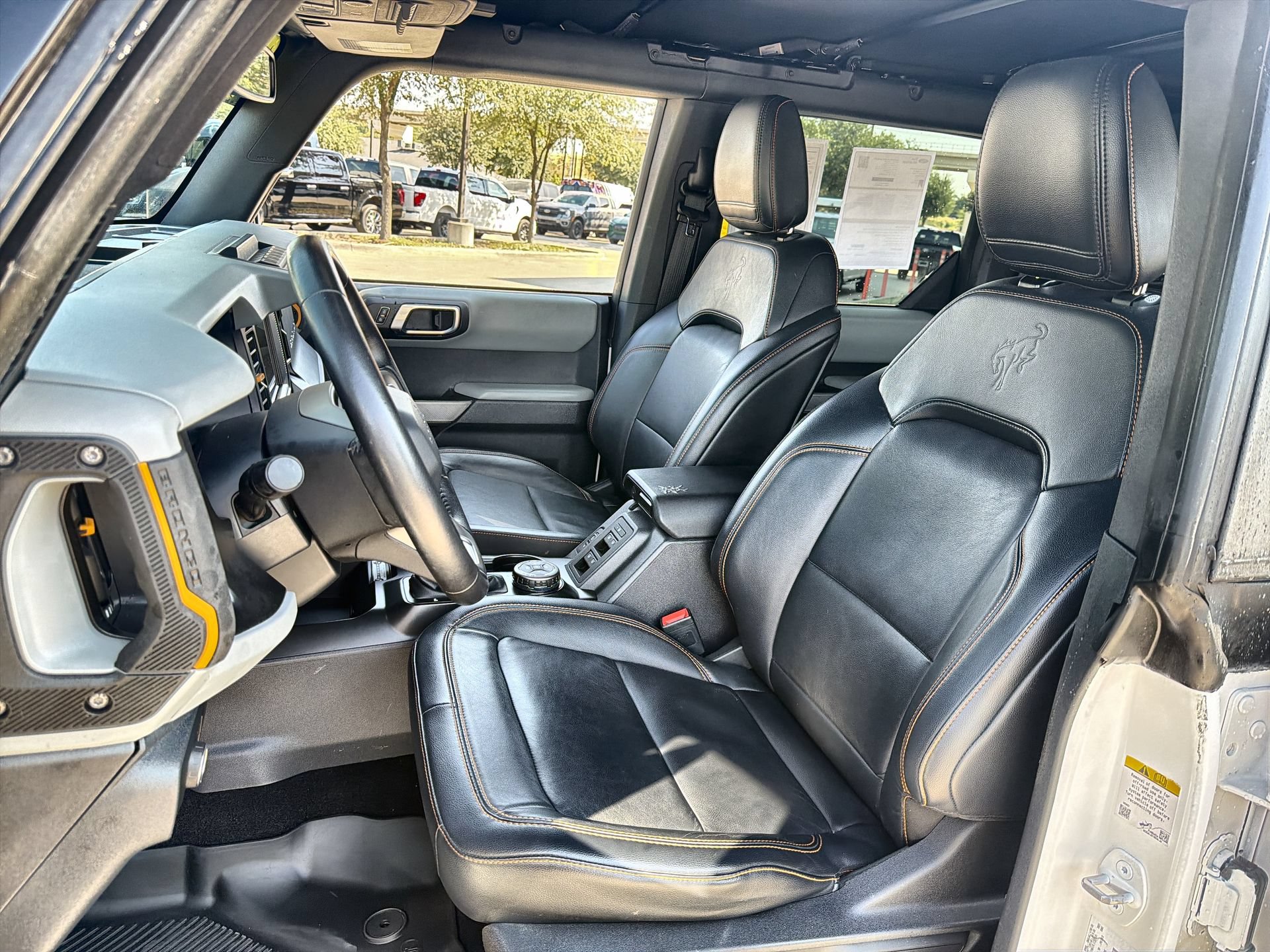 Certified 2022 Ford Bronco Badlands w/ Sasquatch Package AWD/4WD image 11