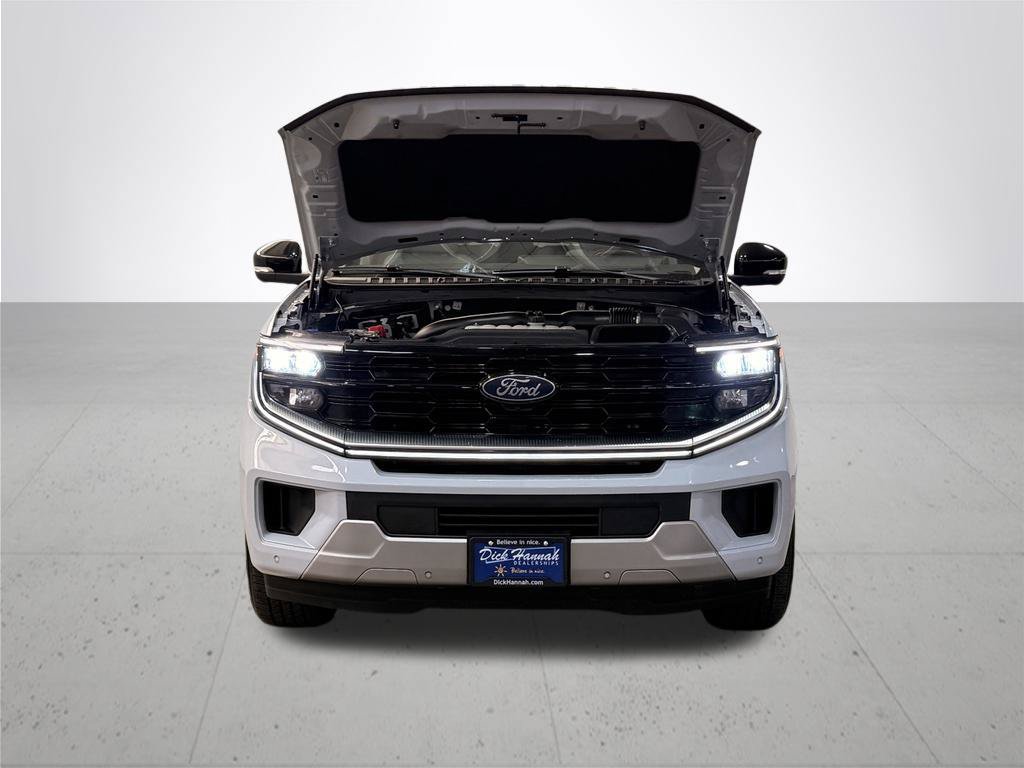 Certified 2025 Ford Expedition Platinum AWD/4WD image 7
