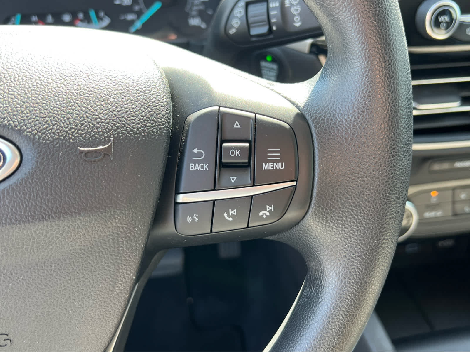 Certified 2022 Ford Escape SE AWD/4WD image 33