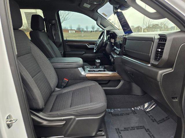 Used 2023 Chevrolet Silverado 1500 RST AWD/4WD image 7