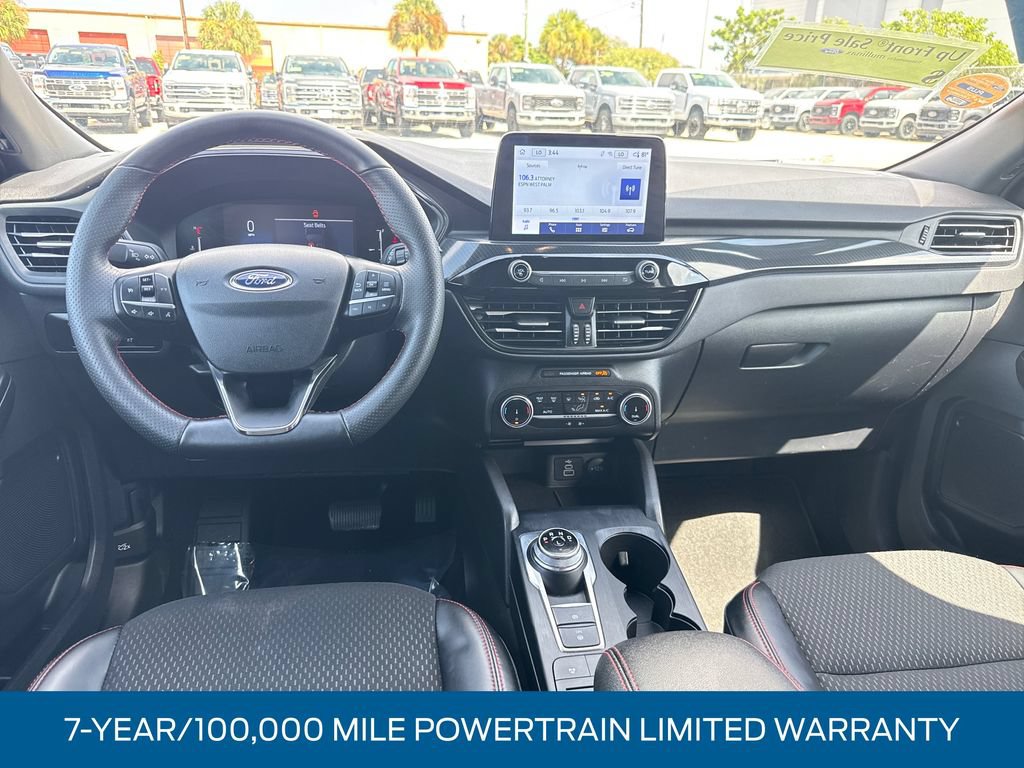 Certified 2025 Ford Escape ST-Line FWD image 4