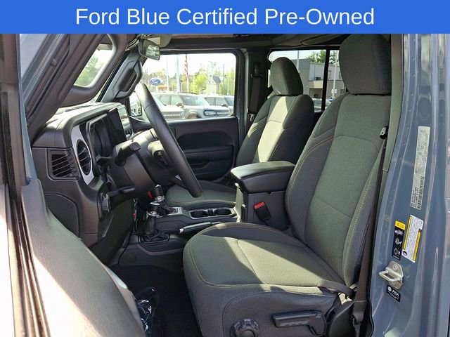 Used 2024 Jeep Gladiator Sport AWD/4WD image 15