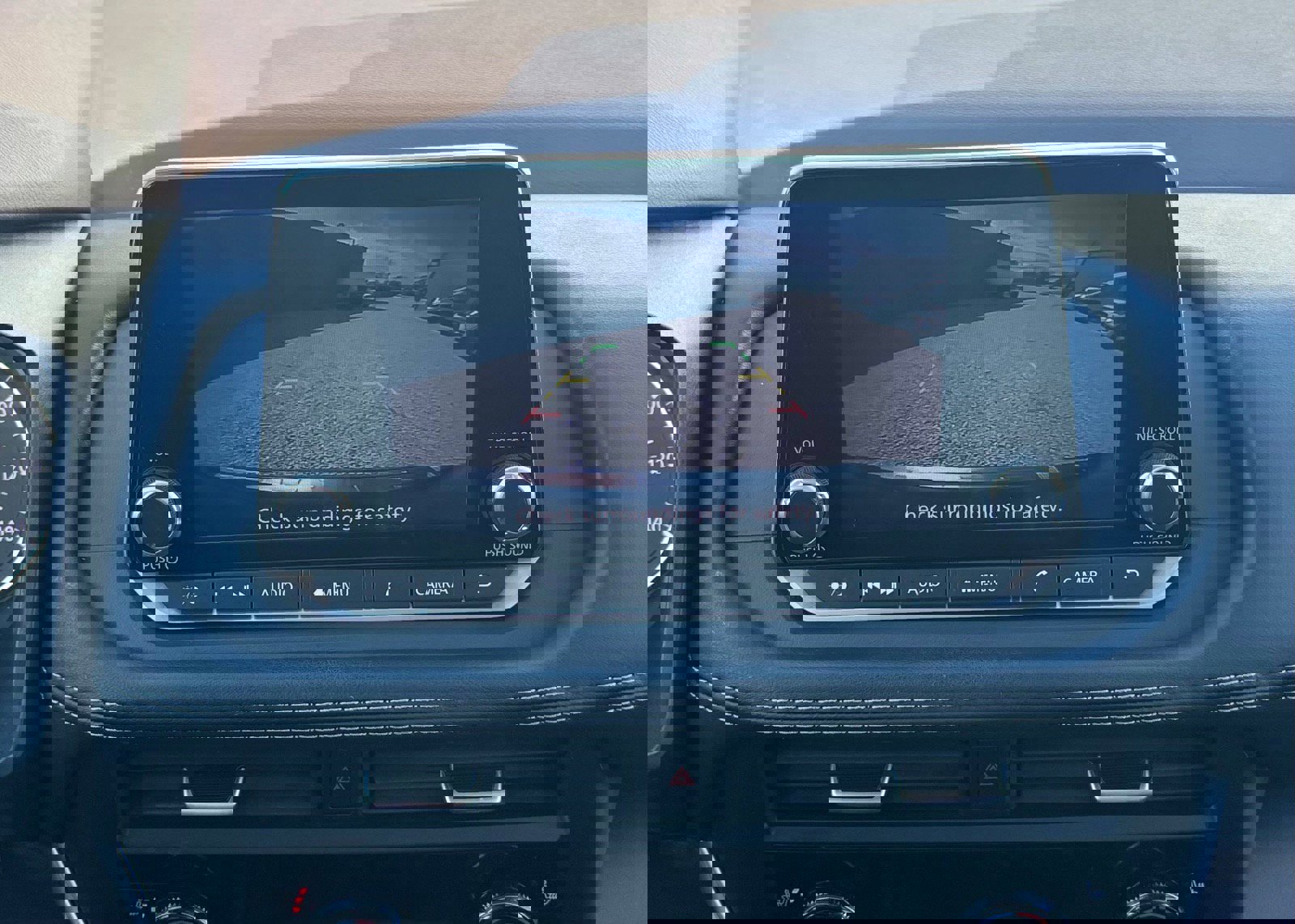 Used 2023 Nissan Rogue SV w/ SV Premium B Package image 40