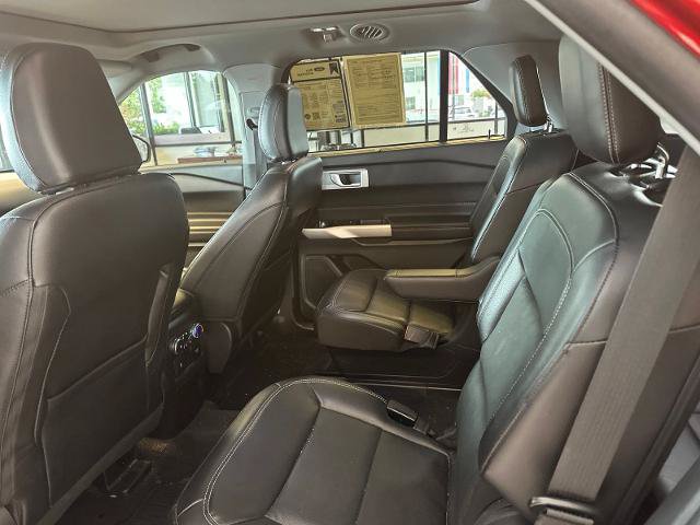 Certified 2022 Ford Explorer Limited w/ Equipment Group 301A AWD/4WD image 7