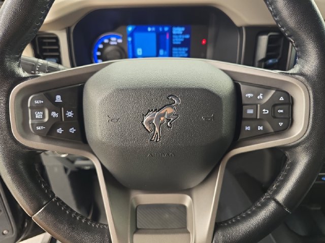 Certified 2022 Ford Bronco Wildtrak AWD/4WD image 33