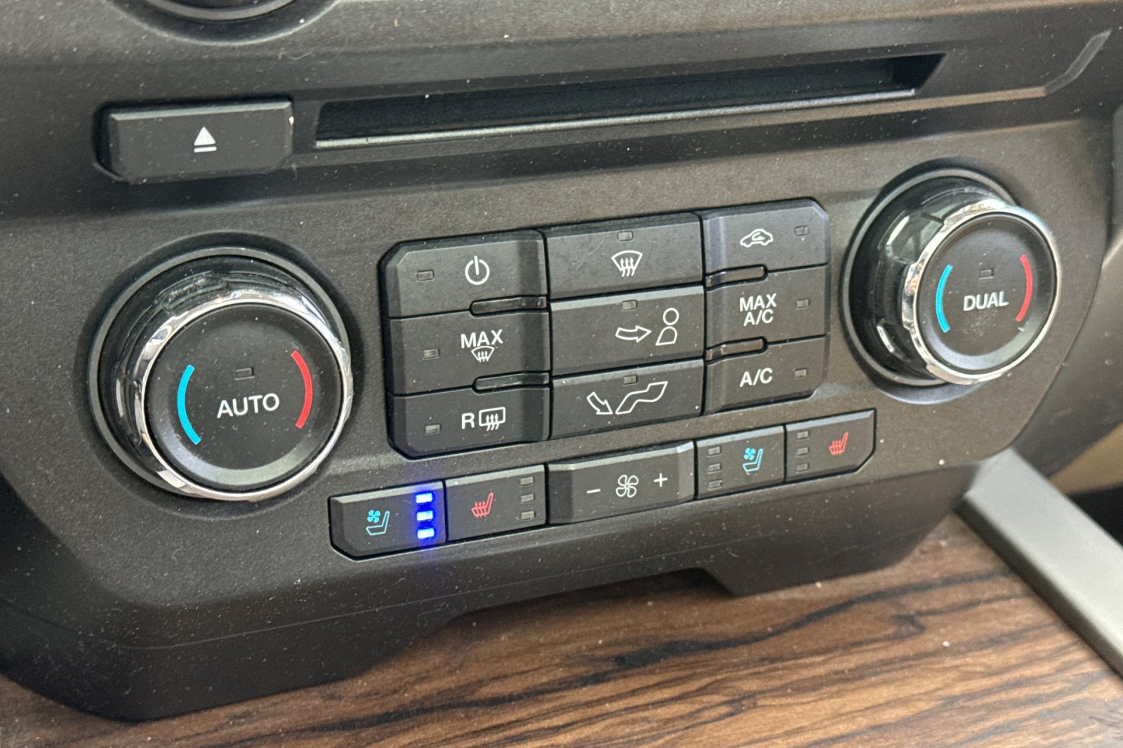 Certified 2018 Ford F150 Lariat AWD/4WD image 19