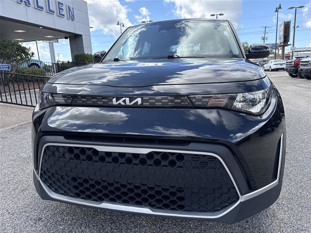 Used 2024 Kia Soul LX w/ Option Group 015 FWD image 16