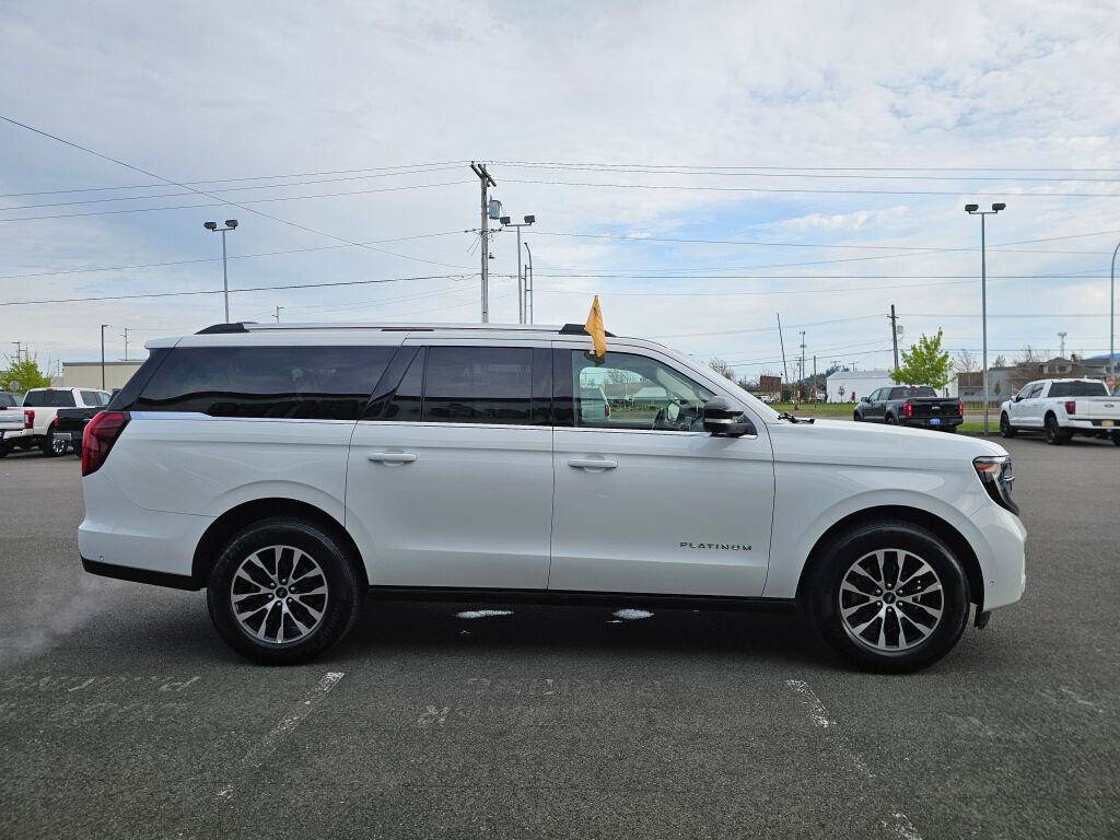 Certified 2025 Ford Expedition Max Platinum image 5