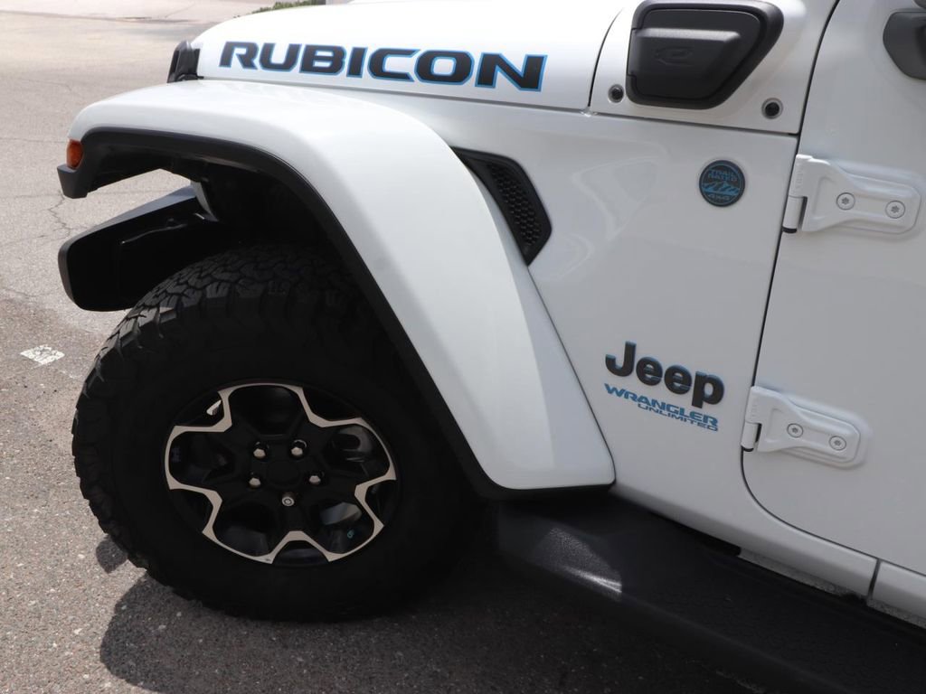 Used 2021 Jeep Wrangler Unlimited Rubicon 4xe w/ Cold Weather Group AWD/4WD image 3