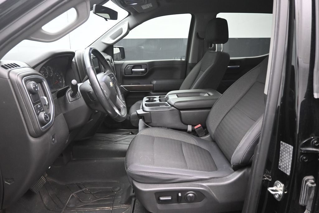 Used 2019 Chevrolet Silverado 1500 LT w/ Texas Edition RWD image 17