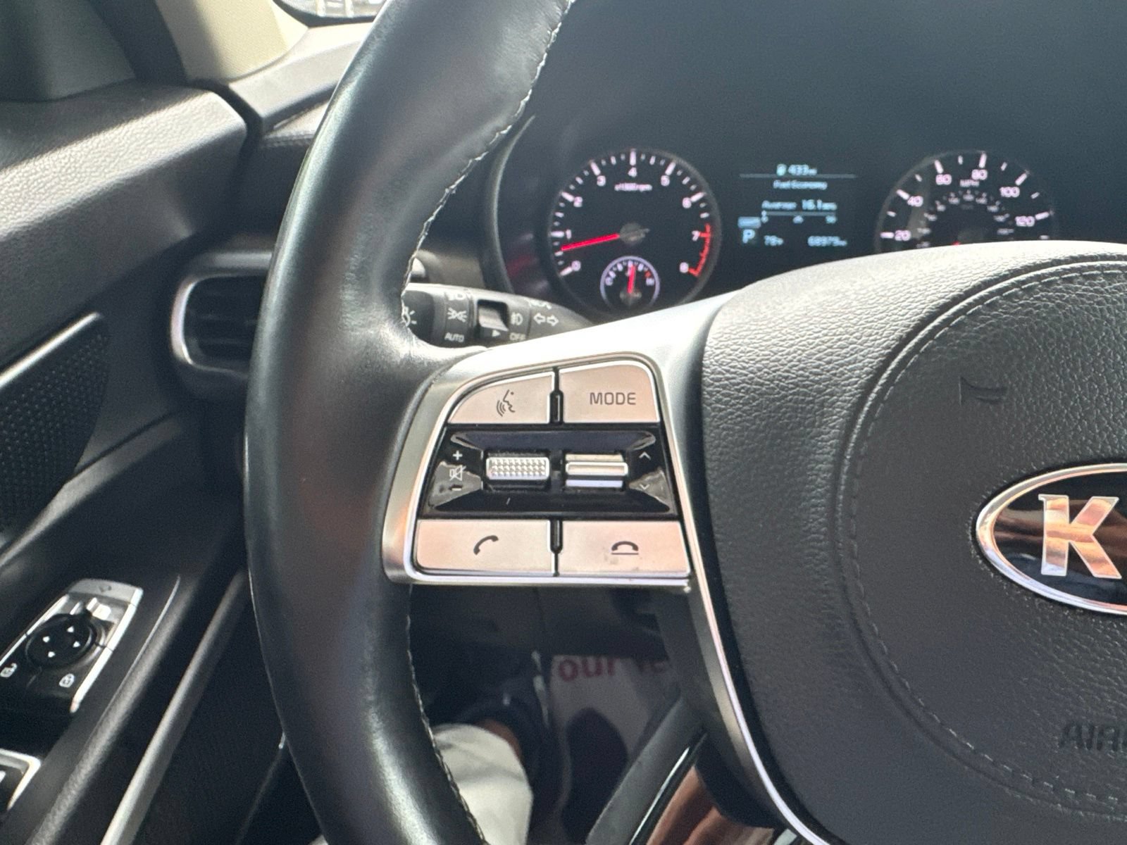Used 2020 Kia Telluride EX AWD/4WD image 30