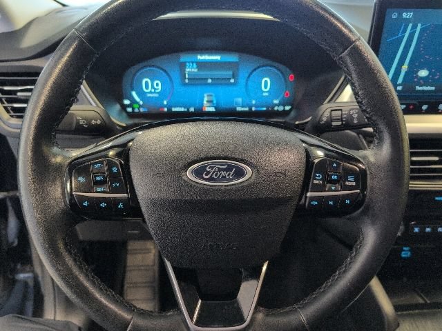Certified 2023 Ford Escape Platinum AWD/4WD image 18