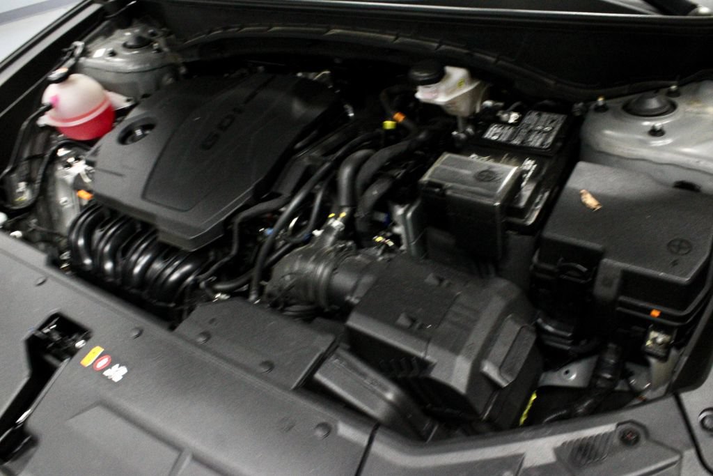 Used 2025 Hyundai Tucson SE FWD image 17