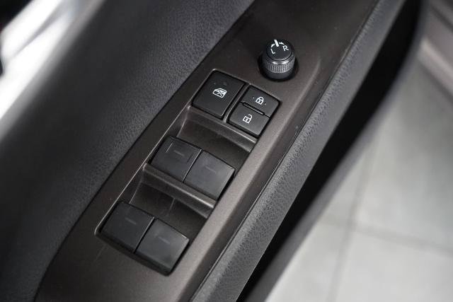 Used 2024 Toyota Camry SE FWD image 19