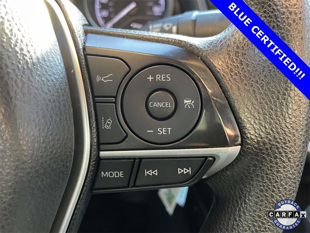 Used 2021 Toyota Camry LE image 19
