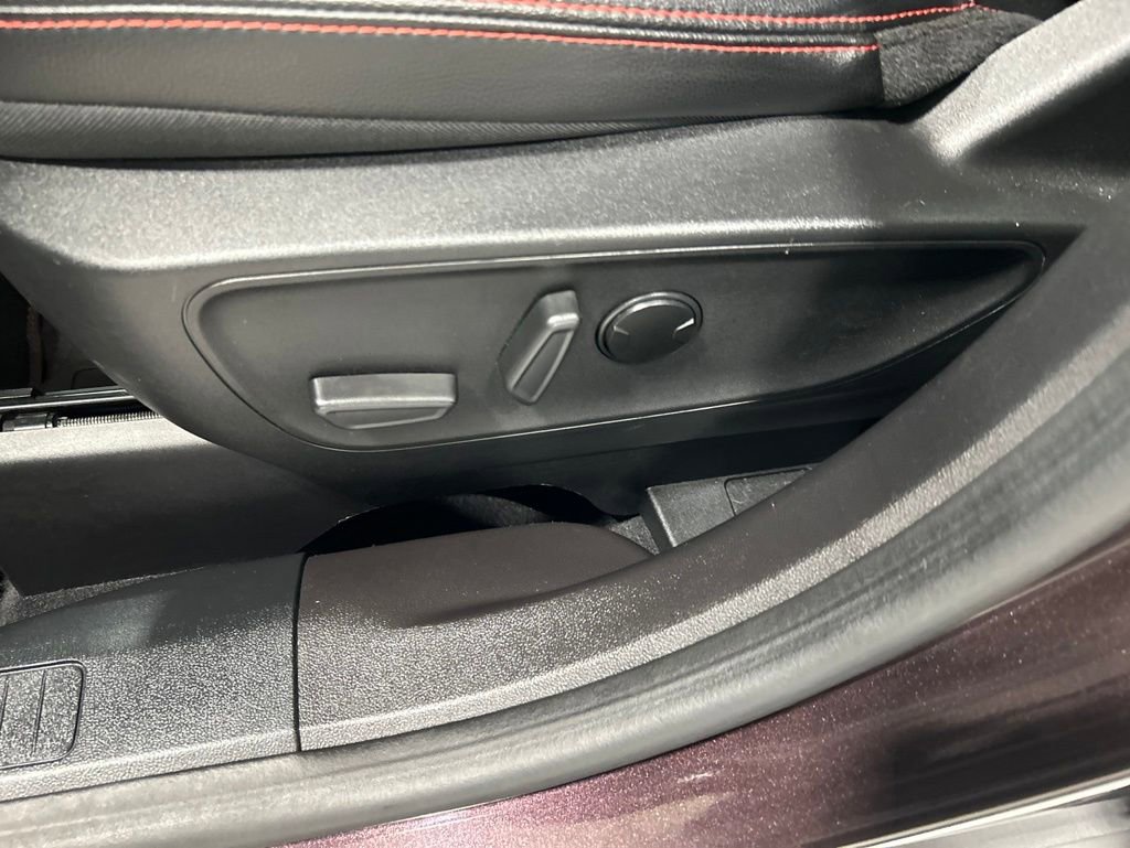 Certified 2023 Ford Escape ST-Line Elite w/ Premium Technology Package AWD/4WD image 12