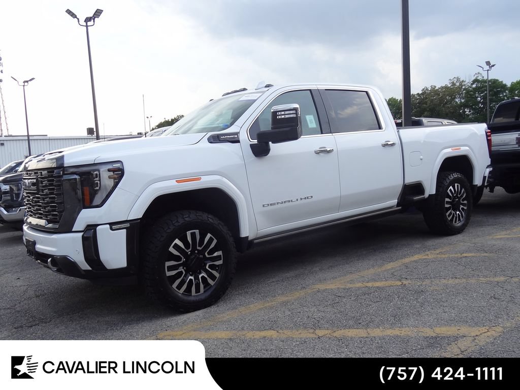 Used 2024 GMC Sierra 2500 Denali Ultimate w/ Max Trailering Package AWD/4WD image 4
