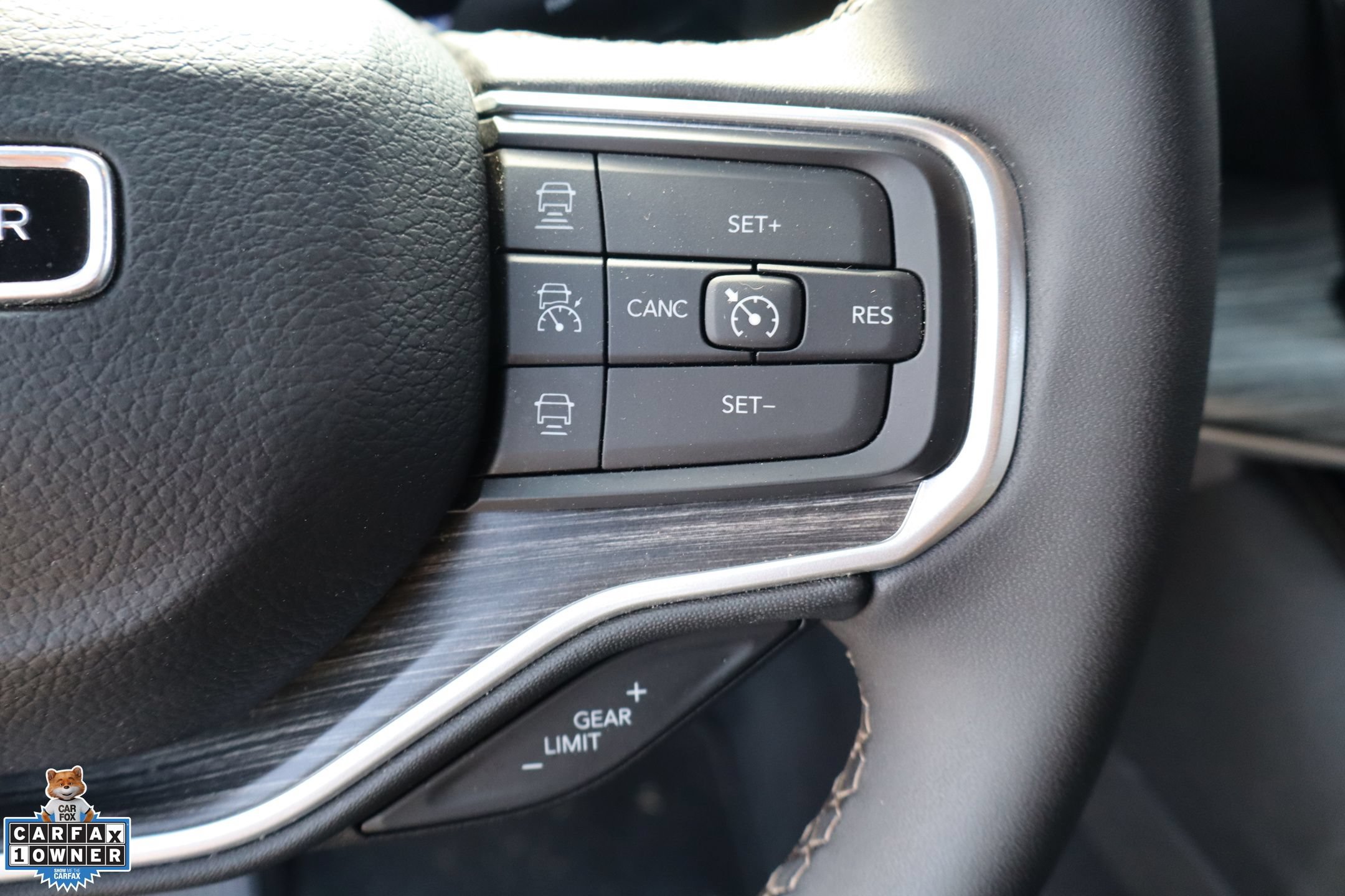 Used 2024 Jeep Wagoneer Series II w/ Flexible Seating Group AWD/4WD image 17