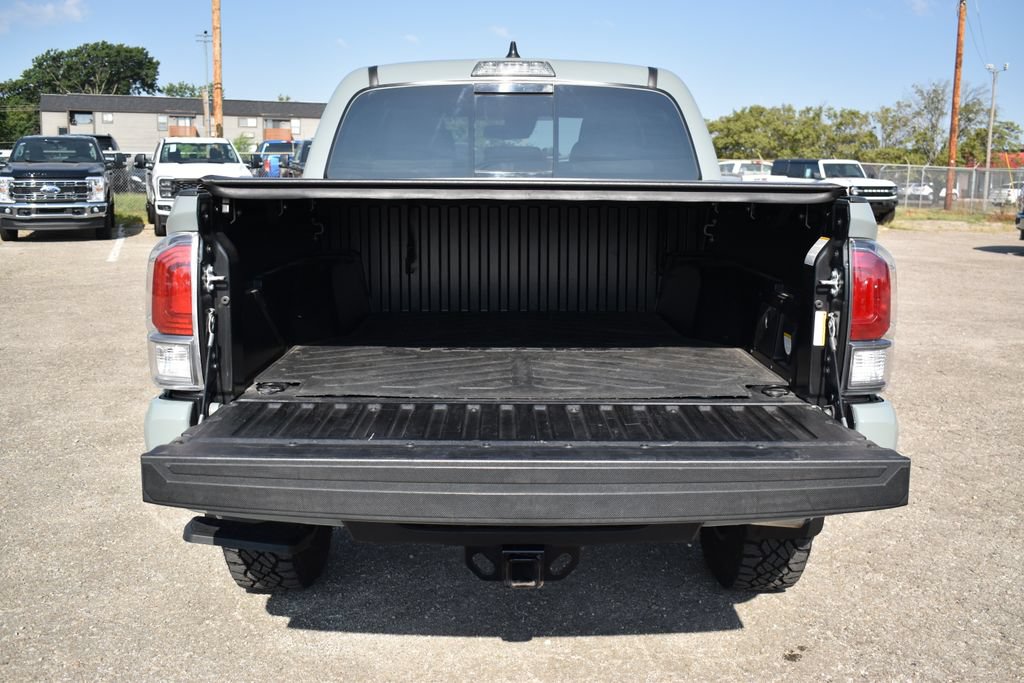 Used 2023 Toyota Tacoma TRD Sport AWD/4WD image 8